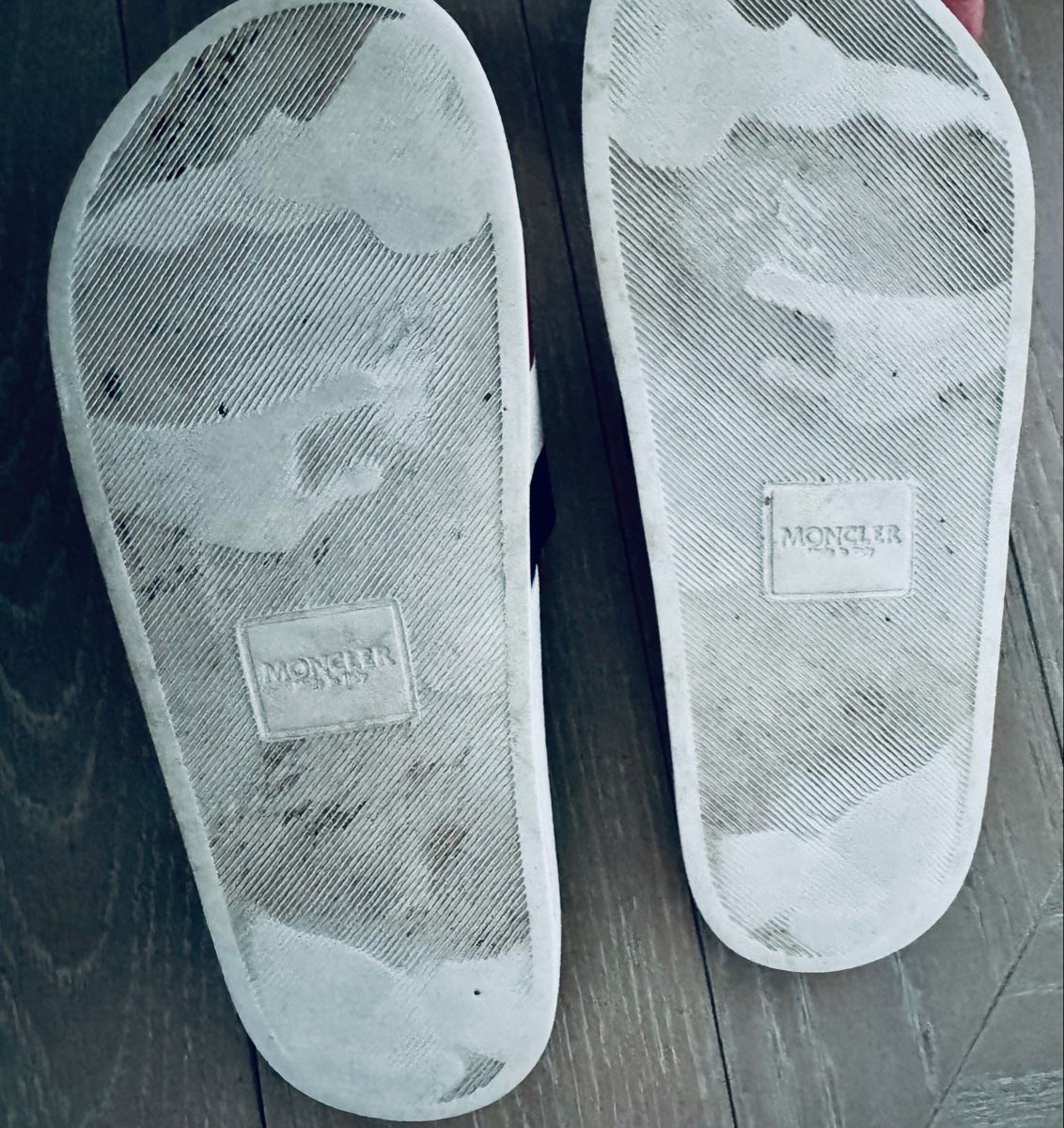 Moncler Chaussures hommes: Moncler - Sandals - 40 – D'occasion à Collonge-Bellerive par alejan_0984 3