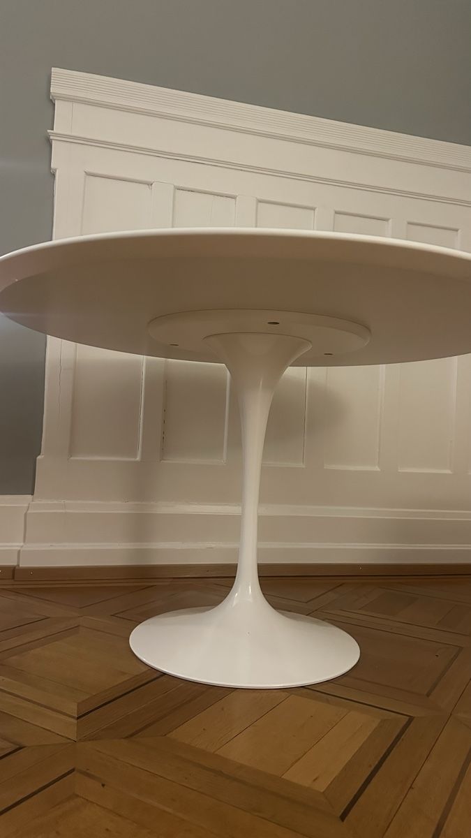 Knoll Tische: Knoll Saarinen Tisch – Neu (gemäss Beschreibung) aus Zürich von stfn1l 1