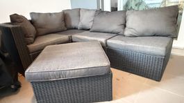 Gartensofa Rattansofa Ecksofa grau mit Hocker guter Zustand