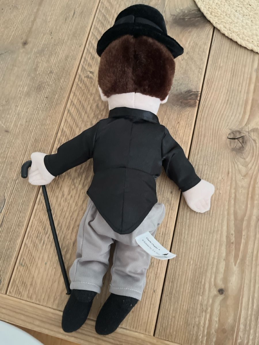 Giocattoli: Charlie Chaplin Plüschfigur 40cm – Usato da Möhlin venduto da avellino07 1