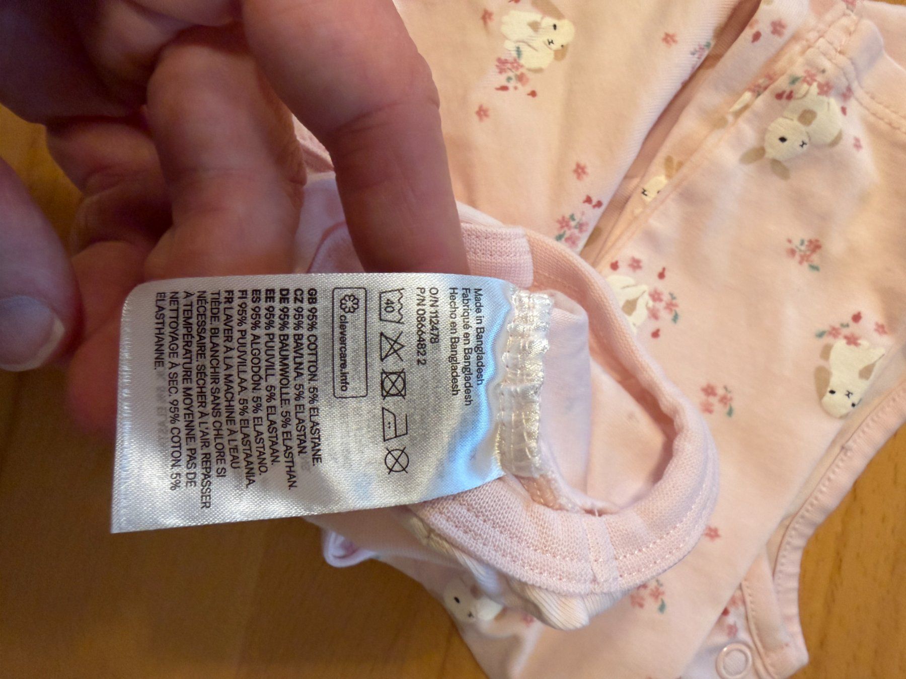 H&M Biancheria intima: Wunderschöner Body 68 – Usato da Niedermuhlern venduto da ste_c5h9 2