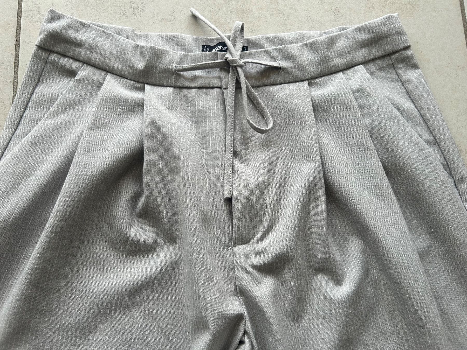 Pantaloni: Pantalon à pinces – Usato da Courrendlin venduto da loko2910