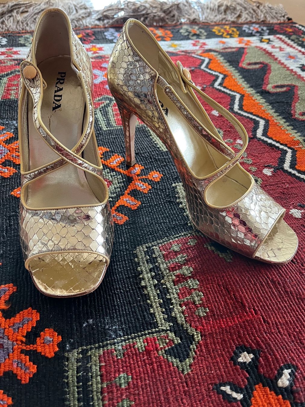 Prada Scarpe da donna: Highheels Prada in 38.5 – Usato da St. Gallen venduto da Miss_Jane_Marple 1