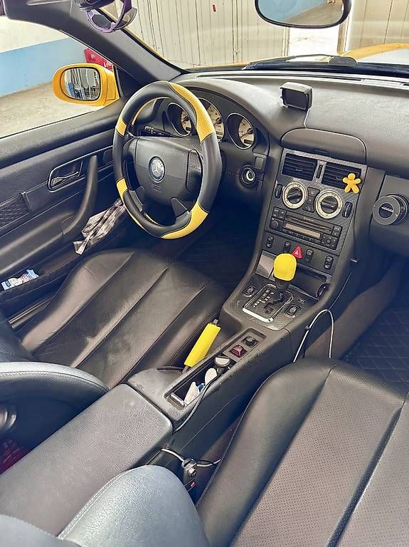 Automobili: Mercedes SLK 230 Kompressor – Usato da Sissach venduto da Ballaanah 4