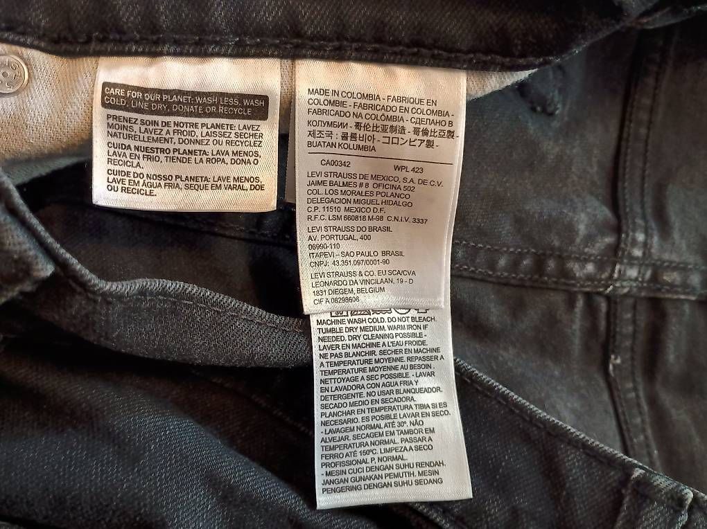 Levi's Jeans: Schwarze Jeans von Levi's W34 L32 – Usato da Zürich venduto da Melianea 3