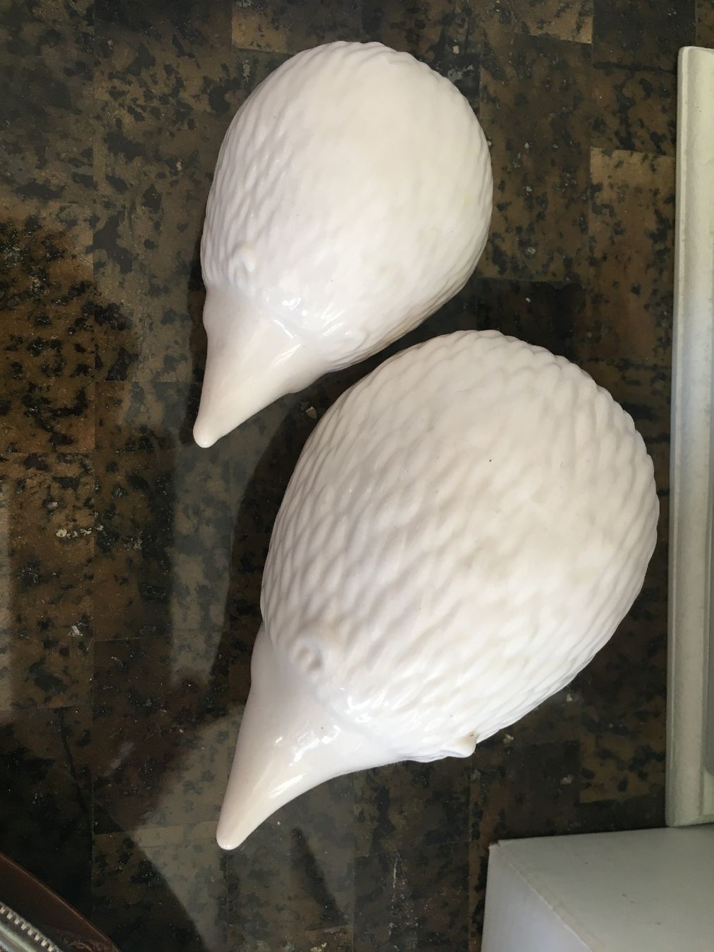 Figuren: 2 hérissons en porcelaine blanche – Gebraucht aus Prévondavaux von ama_lwd6 1