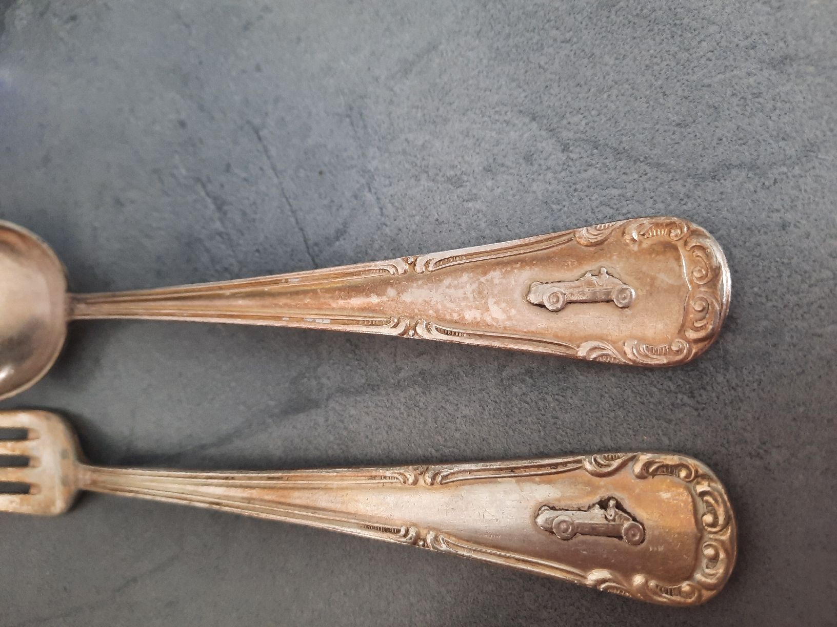 Couverts: CUILLÈRE ET FOURCHETTE, décor  VOITURE – D'occasion à Le Locle par marylise01 1