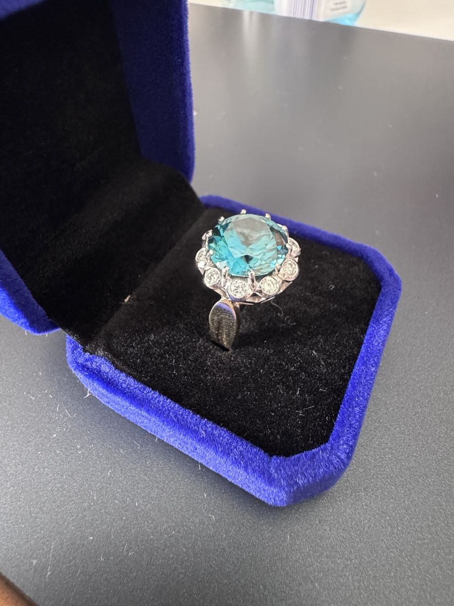 Ringe: Ring Zirkon Gold 750 – Gebraucht aus Au ZH von parabellum60 1