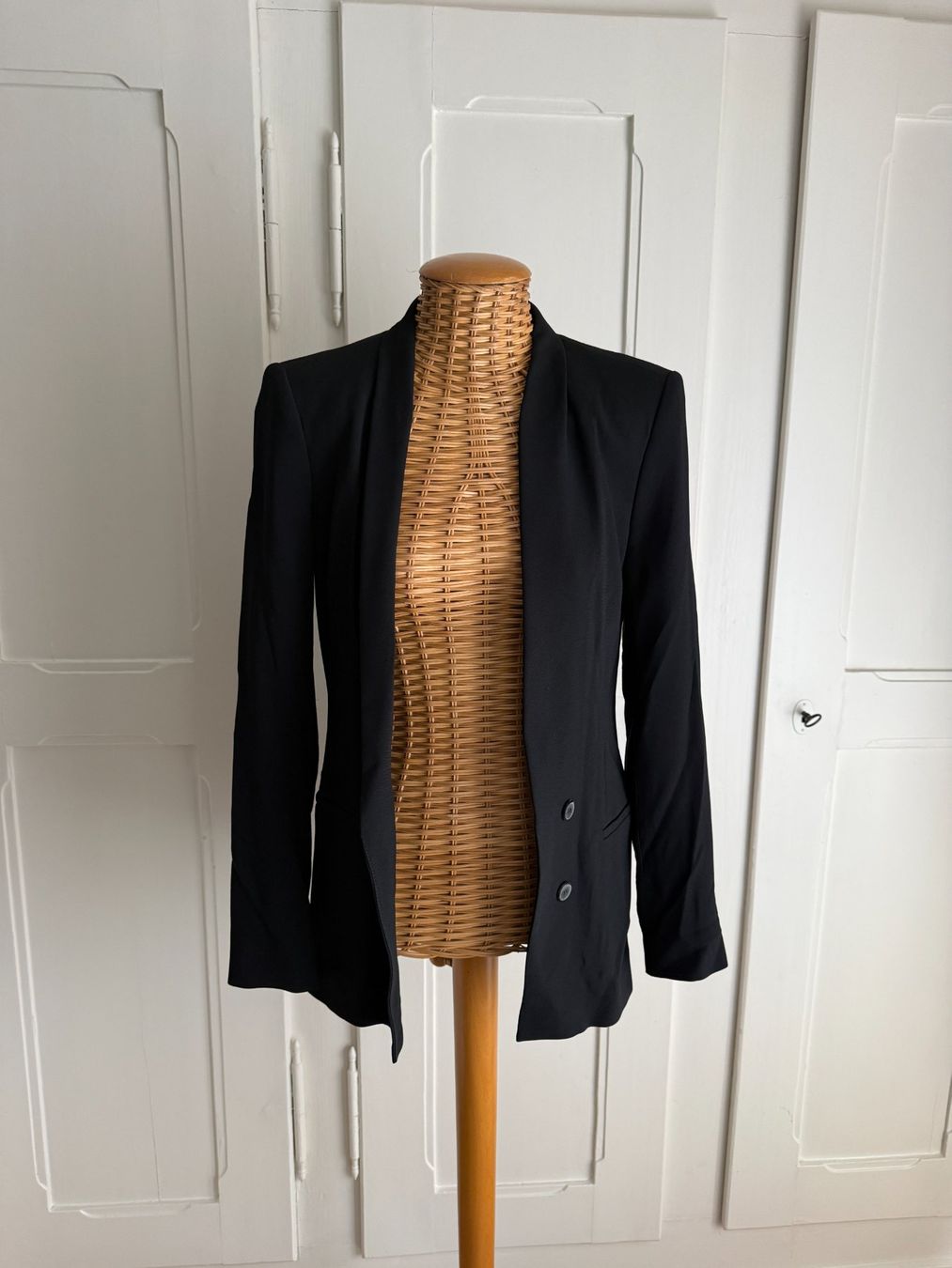 Zara Vestes: ZARA - Blazer schwarz M – D'occasion à Zürich par Diazaio