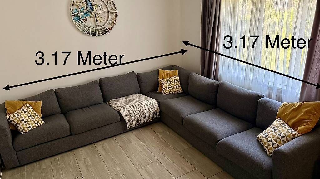 Divani: Grosse Eckcouch / Sofa, grau, sehr bequem, Top Zustand! – Usato da Starrkirch-wil venduto da Serdi001