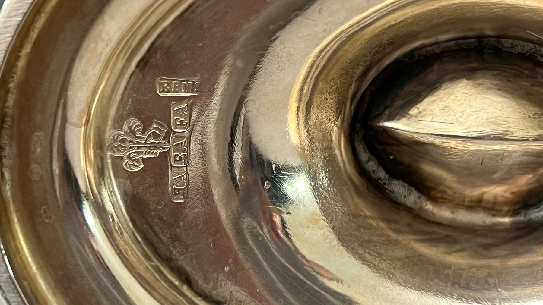 Teiere: TEE-KAFFEKANNE / klassizistisch 1900 – Usato da Basel venduto da herr_majesty 5