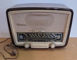 Nordmende Elektra 58 Röhrenradio (Modell 1957/58) – Deko?