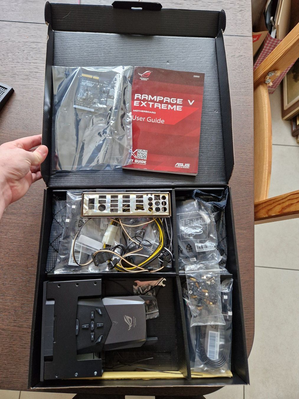 Asus Schede madri: Asus ROG Rampage V Extreme Motherboard – Usato da Schaffhausen venduto da tdd_yds8 6