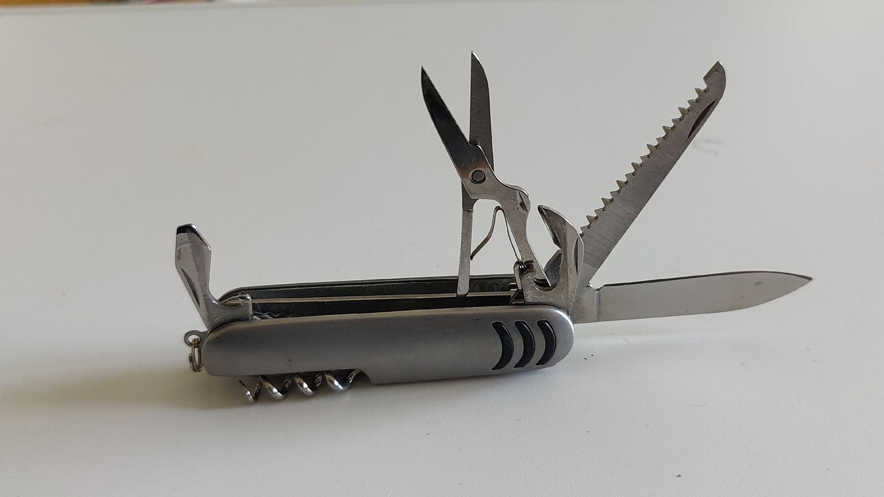 Coltelli tascabile: Sackmesser grau (W11) – Usato da Aarau venduto da bro_9zsg