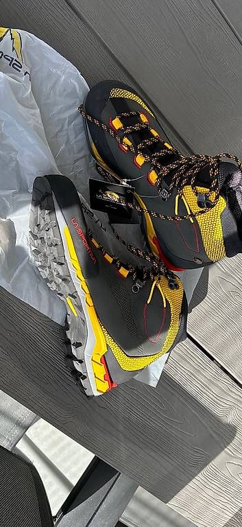 Herrenschuhe: Scarponi La Sportiva nuovi – Gebraucht aus Cugnasco von elisadg02 1
