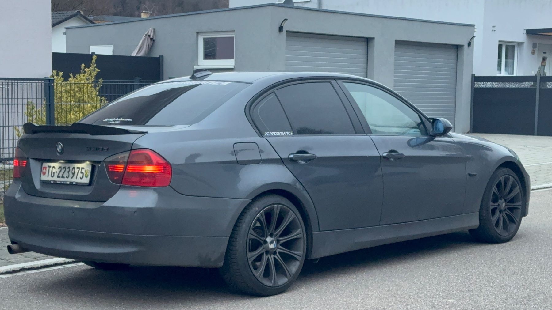 BMW Autos: BMW E90 320D - TOP ZUSTAND - MFK – Gebraucht aus Matzingen von muh_6nh5 1