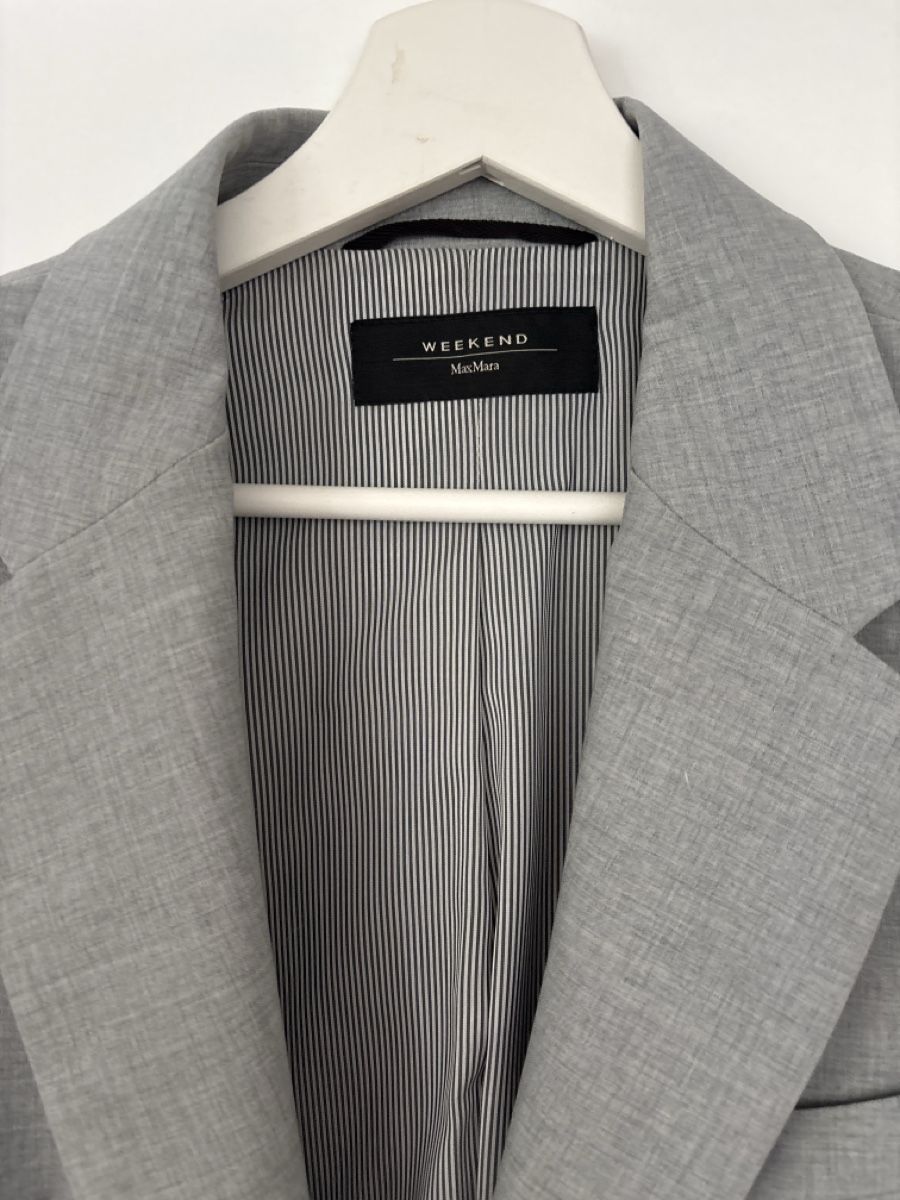 Max Mara Completi & Tailleur: Max Mara weekend Blazer – Nuovo (secondo la descrizione) da Rickenbach LU venduto da mic_y5rd 1