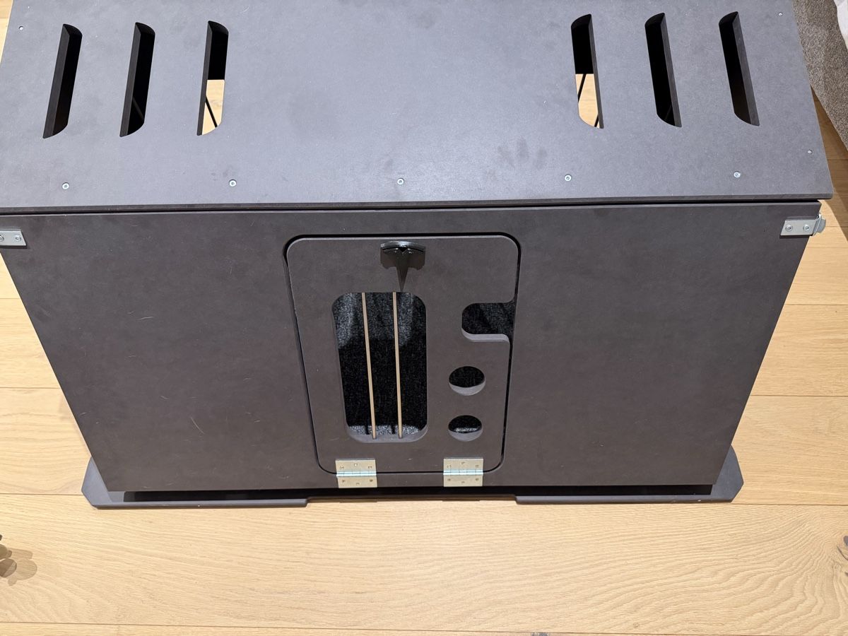 Käfige, Transport & Sicherheit: Hundebox passend für Tesla Model Y – Neu (gemäss Beschreibung) aus Beckenried von den_cl7n 2