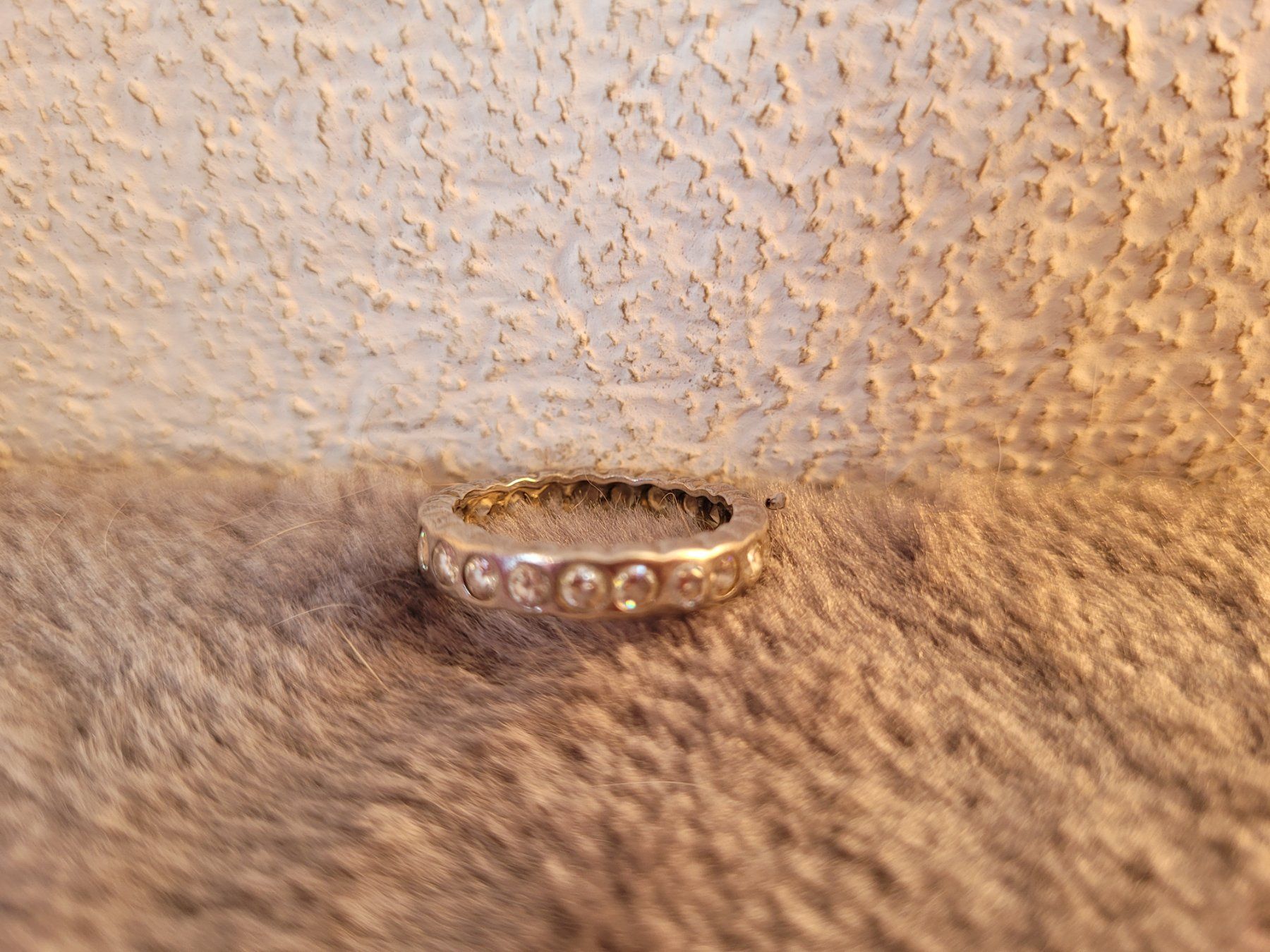 Anelli: Ring mit Zirkonia Steinen – Usato da Zollikofen venduto da WhiteCat