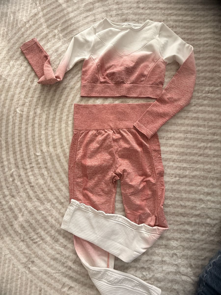 Leggings: 2x Gym Set Gr.S – Nuovo (secondo la descrizione) da Bassersdorf venduto da MisR01 1