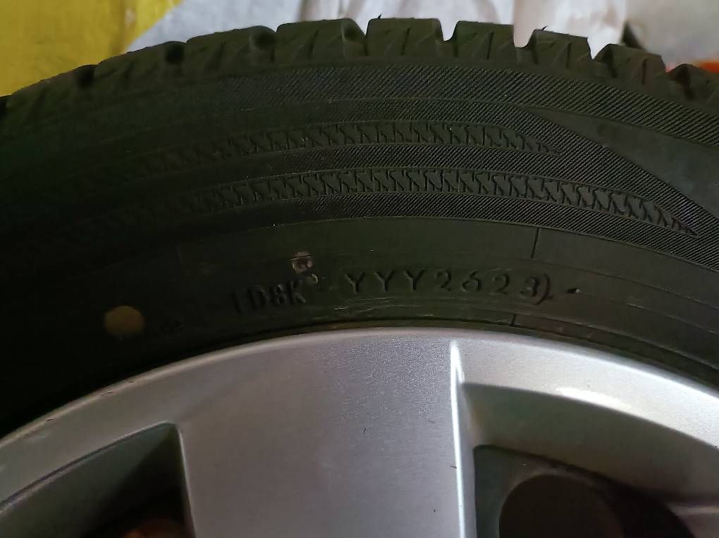 Felgen: Felgen mit Winterpneu 16 Zoll  – Gebraucht aus Wattwil von Mambo851 4