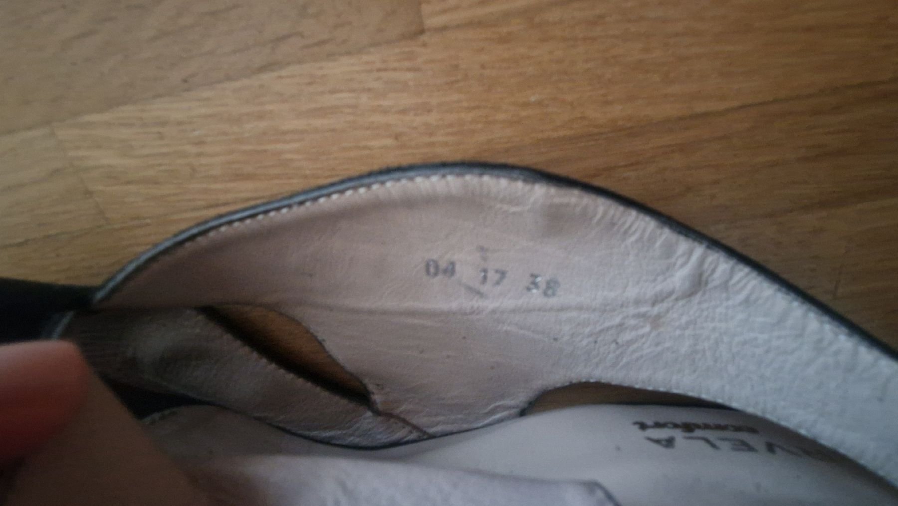 Damenschuhe: CARVELA Sommerschuhe – Gebraucht aus Kriens von Na_Ro 3