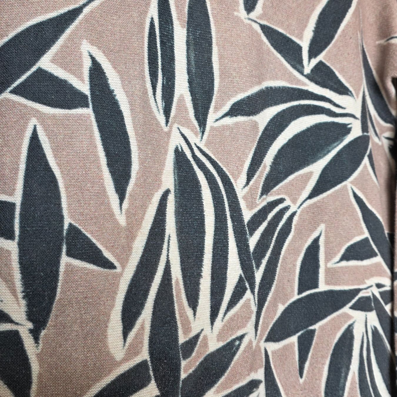 Nile Maglioni & Felpe: 🐸 NILE PULLOVER S BLÄTTER MUSTER 100% BAUMWOLLE – Usato da Môtier (Vully) venduto da Frogs 3