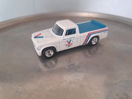 Hot Wheels Premium Valvoline Studebaker
