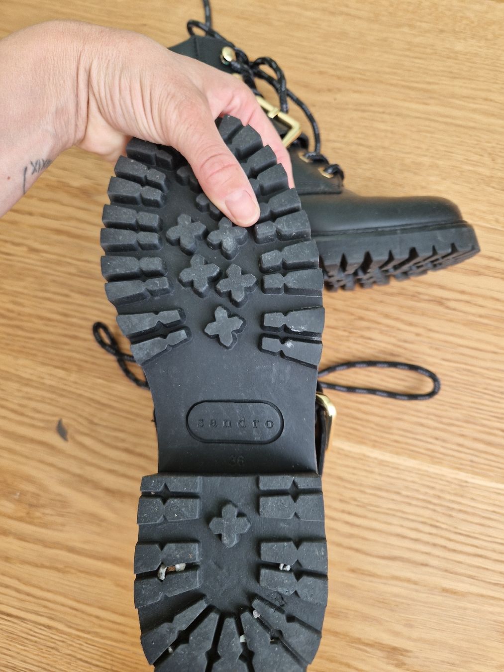 Sandro Damenschuhe: Sandro Stiefelette Leder, Grösse 36 – Gebraucht aus Eschenbach SG von SanFranciscoCalifornia 2