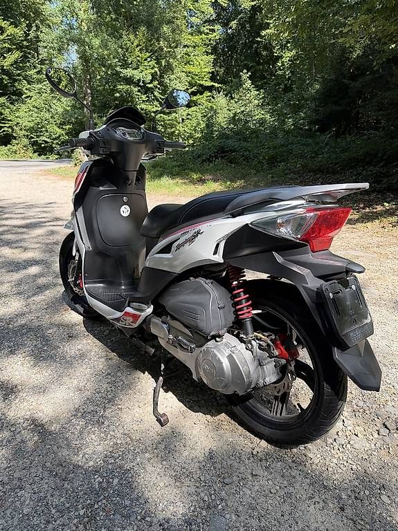 Scooter: Sym Symphony SR 125 – Usato da Lausanne venduto da david_17 3