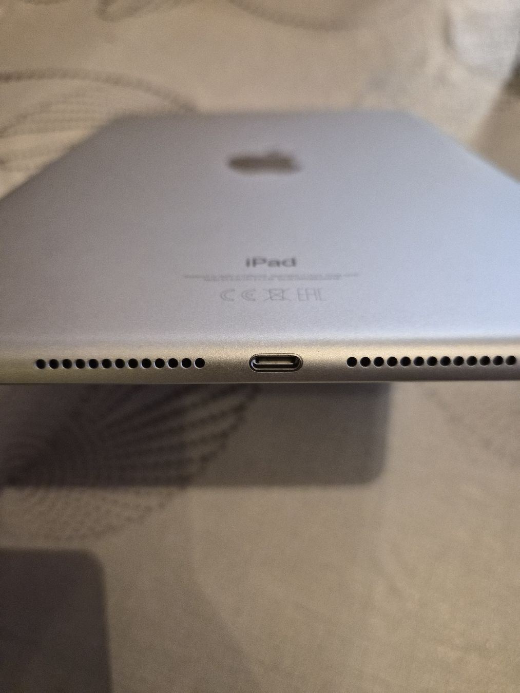 Apple Tablettes PC: Apple Ipad 7e génération (128Go) – D'occasion à Peseux par cal_7pdh 2