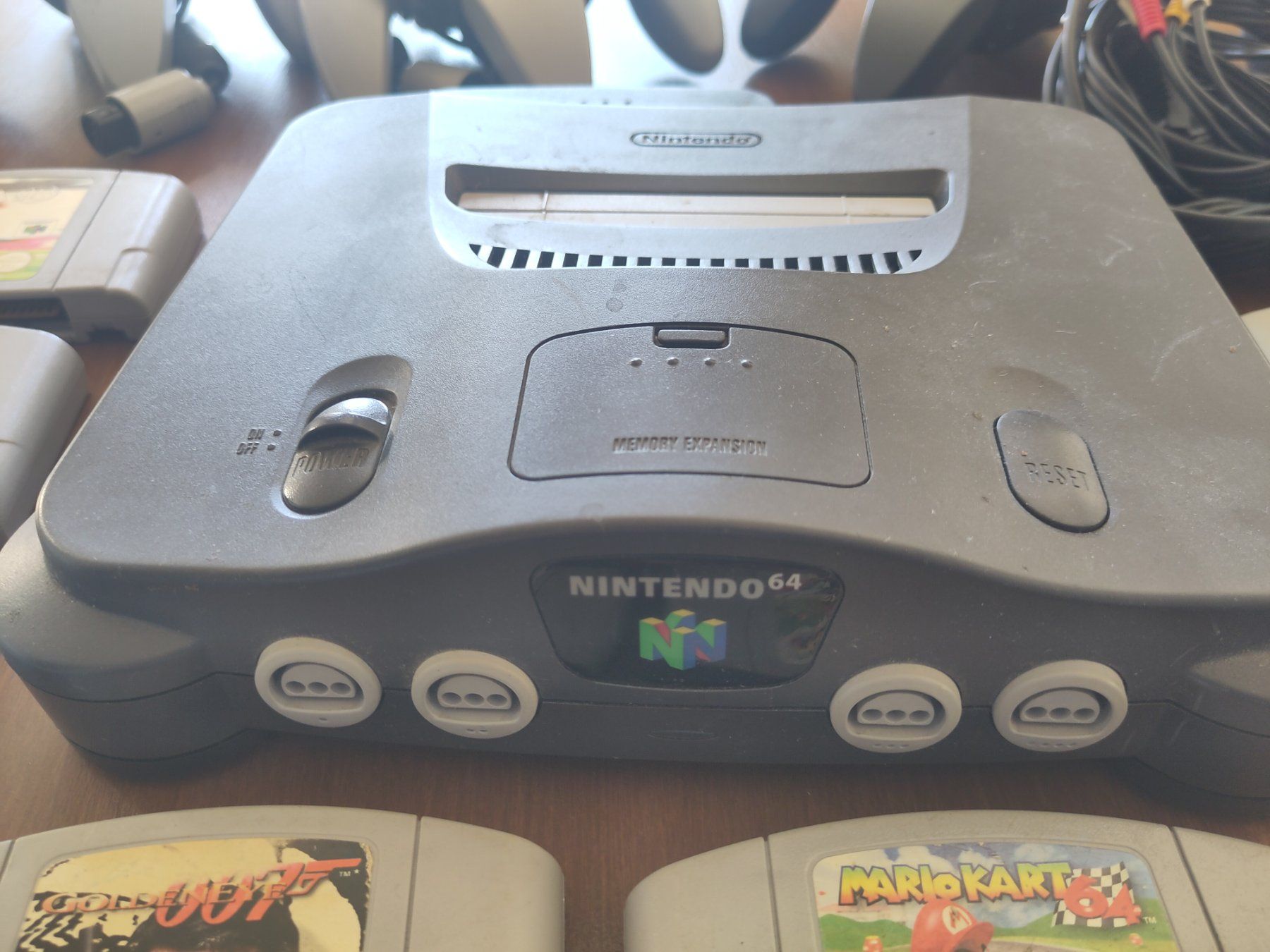 Nintendo Console: Nintendo N64 Konsole mit Zubehör – Usato da Zürich venduto da babsypsilon 1