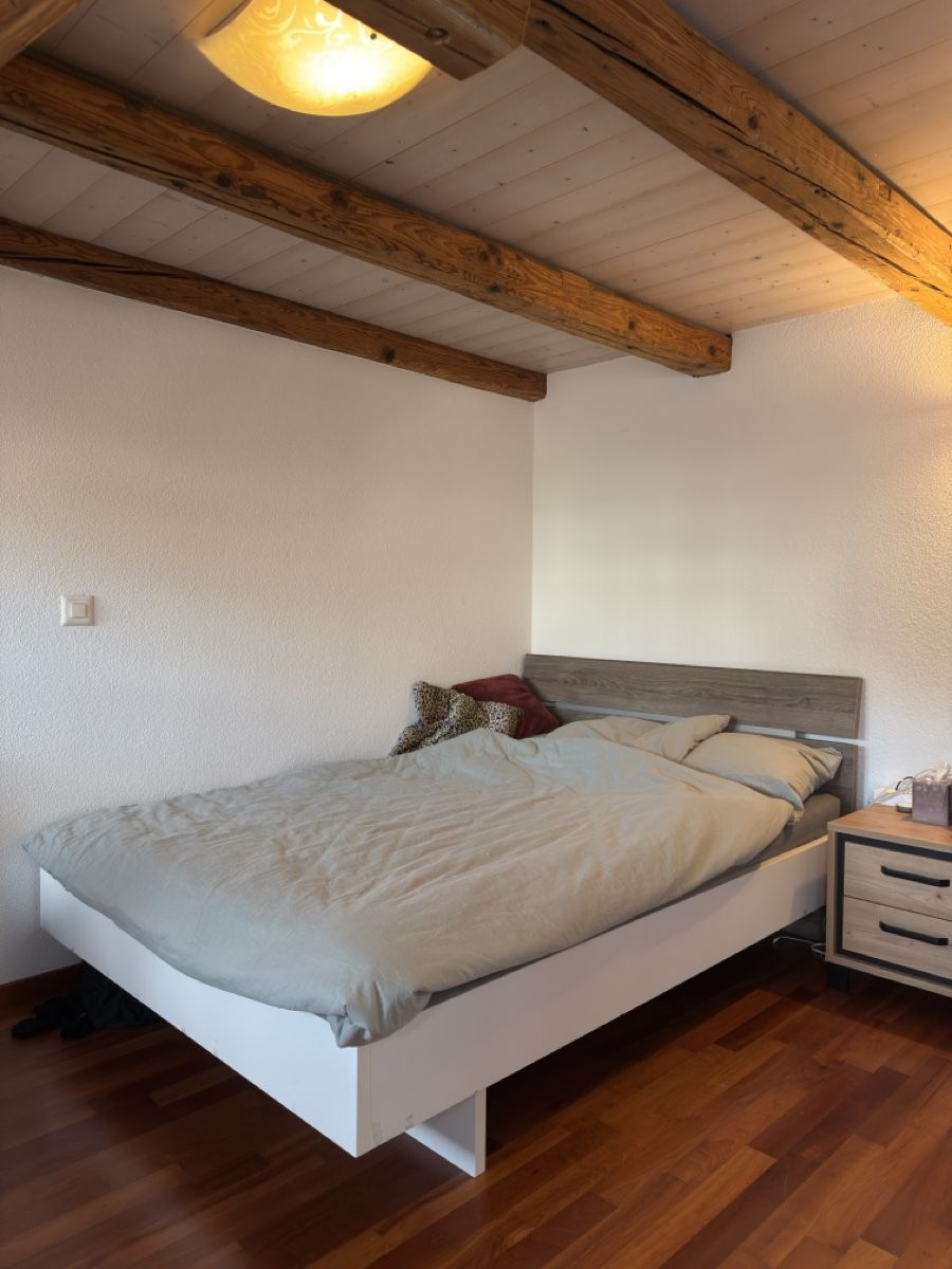 Letti: Schönes 140x200 Bett zu verkaufen – Usato da Jona venduto da s5andro5