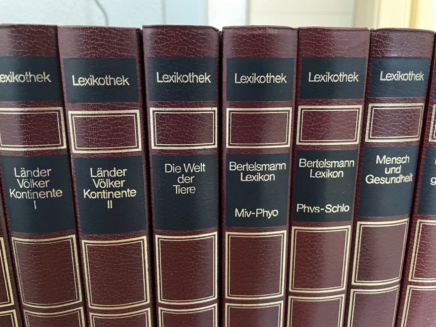Bücher: Bertelsmann Lexikothek von 1986 – Gebraucht aus Leibstadt von Surprise4all