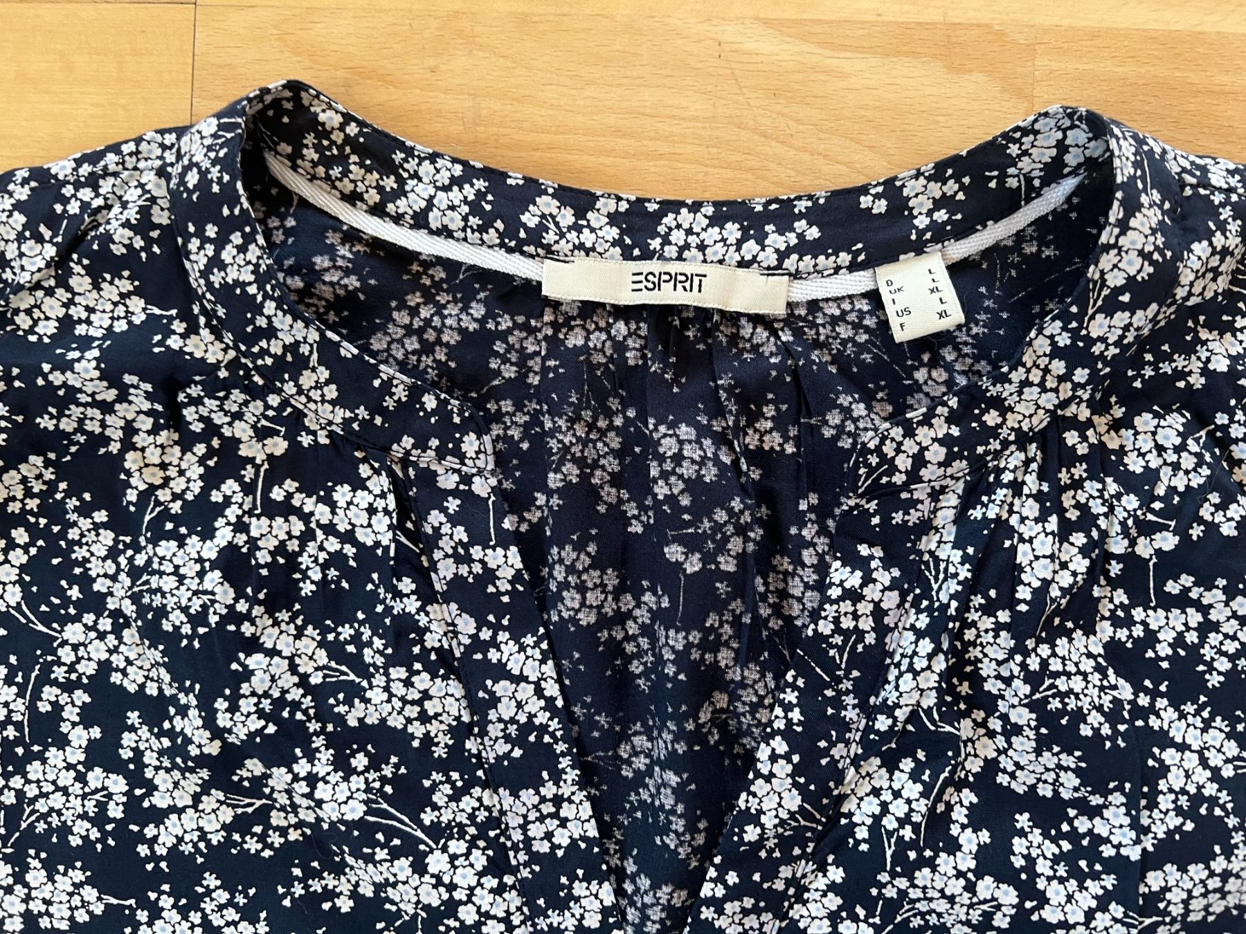 Esprit Camicette: ESPRIT Damen Bluse, Gr. L, Dunkelblau – Usato da Worb venduto da farben20zauber 1