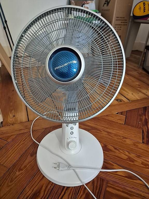 Ventilateurs: Table fan – D'occasion à Genève par cor_g6pf