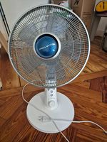 Table fan