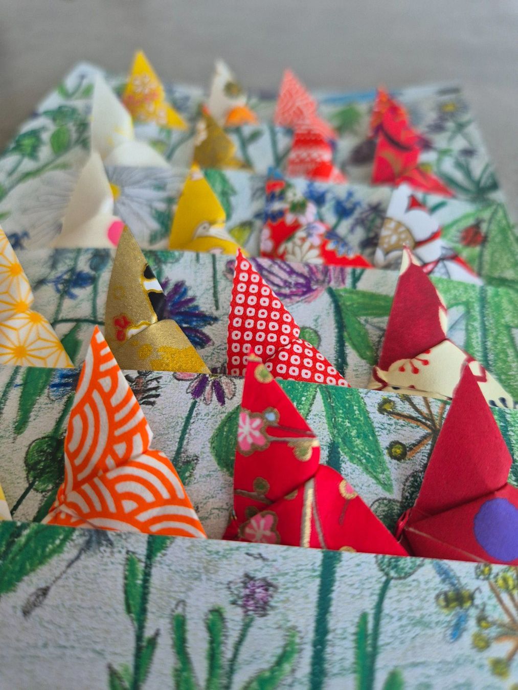 Alle Dekorationen: 20 Origami Schmetterlinge rot-gelb – Neu und originalverpackt aus Zürich von brifo64 3