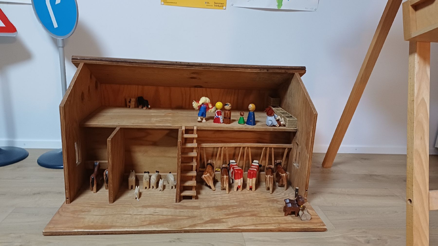 Articoli in legno: Bauernhof Marke Eigenbau – Usato da Kriens venduto da Mdurri 9