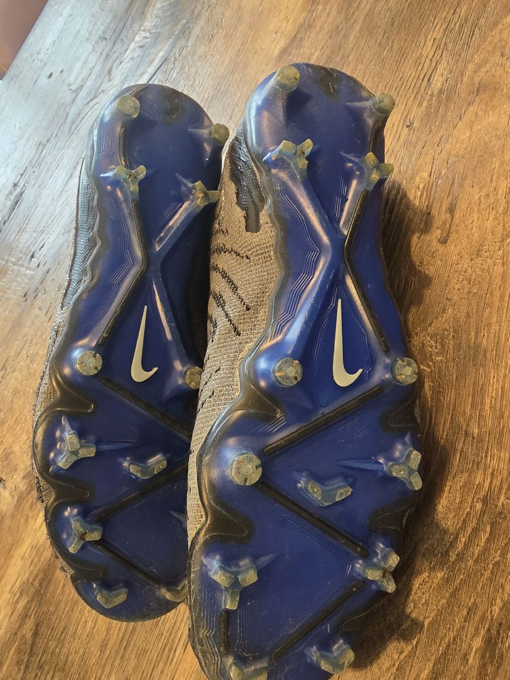 Nike Scarpe da uomo: Nike Phantom GX Elite FG Grösse 42.5 – Usato da Hombrechtikon venduto da gadertzd 1