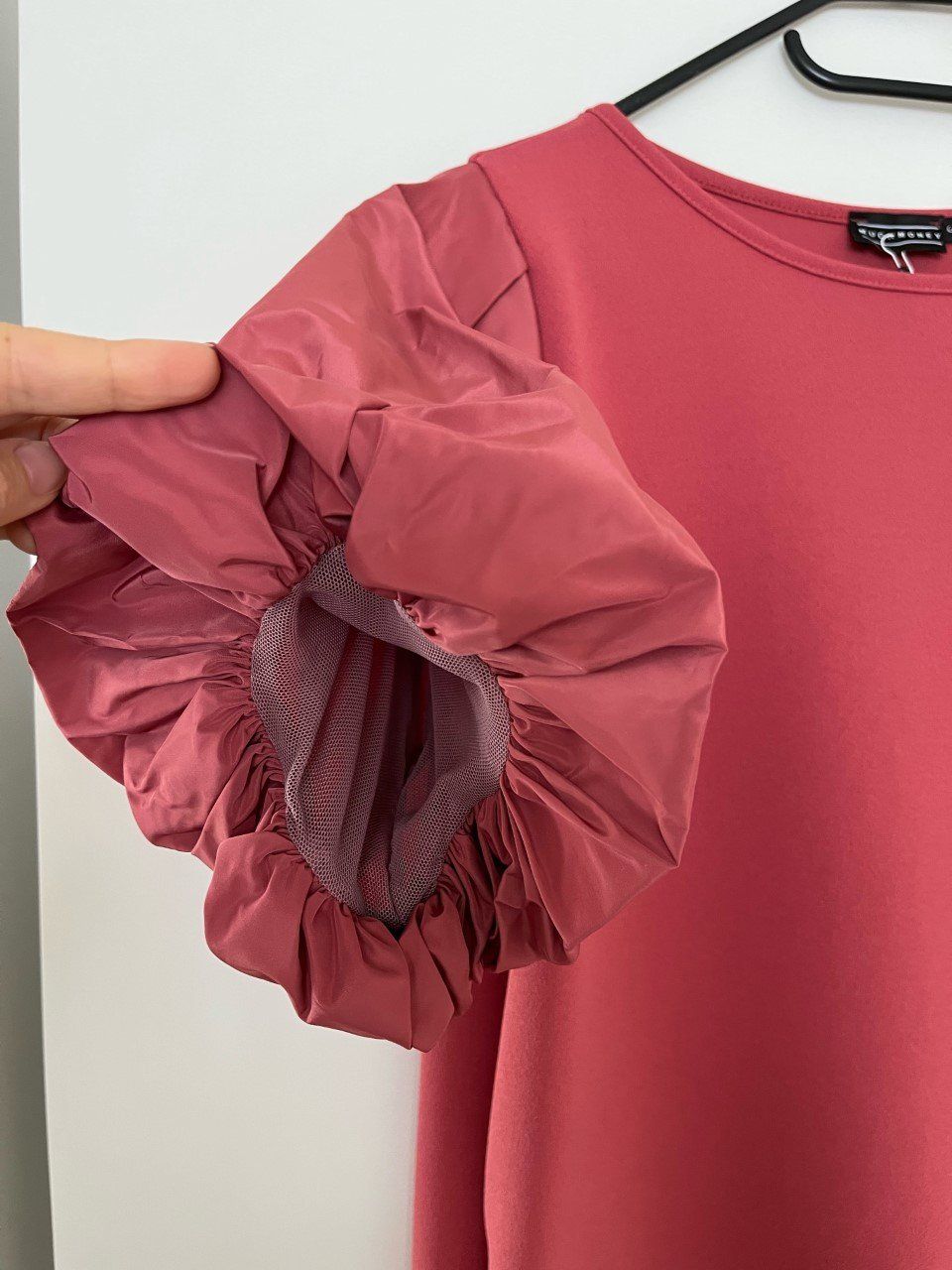 Vestiti: Sommerkleid mit Puffärmeln, Gr. S, Farbe himbeer – Nuovo e nell'imballaggio originale da Triesen venduto da dardaleni 1