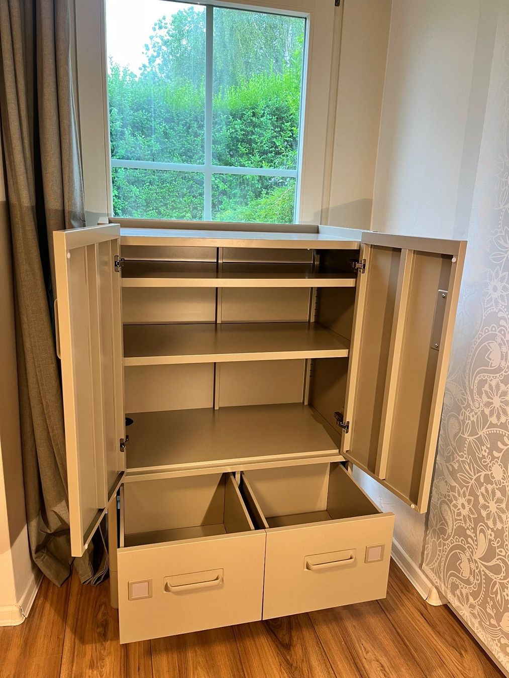 Ikea Armadi: büroschrank idasen beige – Usato da Amsoldingen venduto da rap_khm5 1