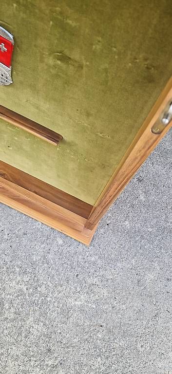 Vetrine: Kranzkasten Vitrine – Usato da appenzell venduto da Ch23 1
