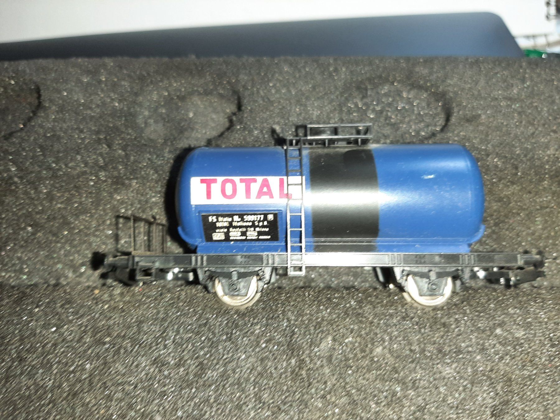 Lima Modelleisenbahnen: LIMA – Gebraucht aus Avully von RIVALIS 1