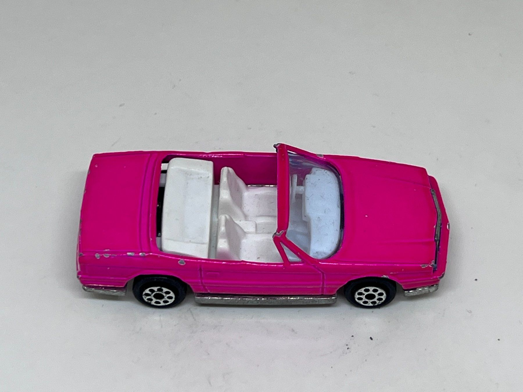 Majorette Modellini d'auto: Majorette Cadillac Allante #457 – Usato da Wildegg venduto da LaaBoutique 1