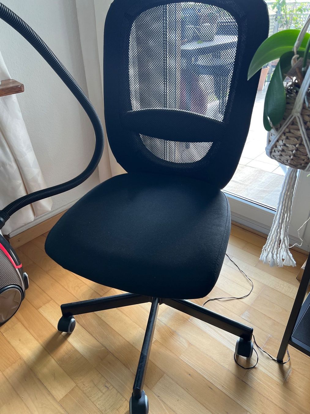 Ikea Chaises: Ikea flintan office chair black – D'occasion à Zürich par ItzySprsonic 1