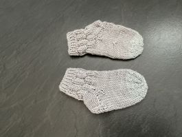 Handgestrickte Baby-Kinder-Socken Fusslänge 11cm Gr. 18/19