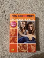 Mary-kate and Ashley School‘s Out