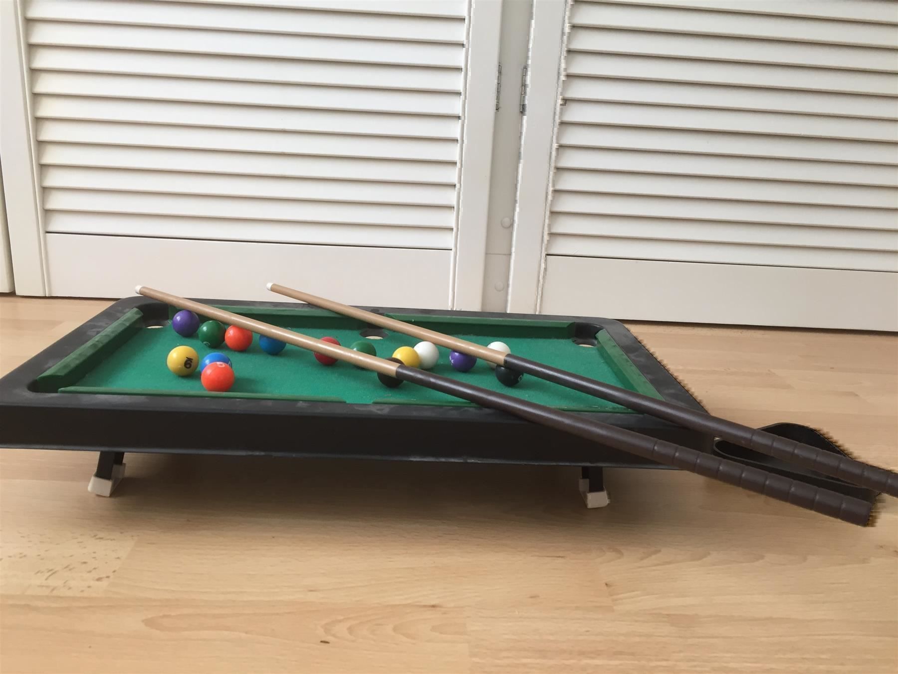 Jeux: Mini Billard – D'occasion à Cormagens par Bonsai111