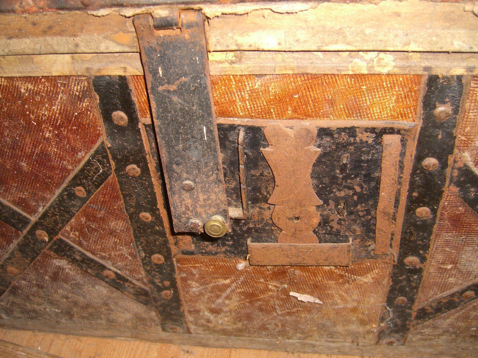 Cassapanche: Truhe uralt – Usato da Bischofszell venduto da Joachim-115 1
